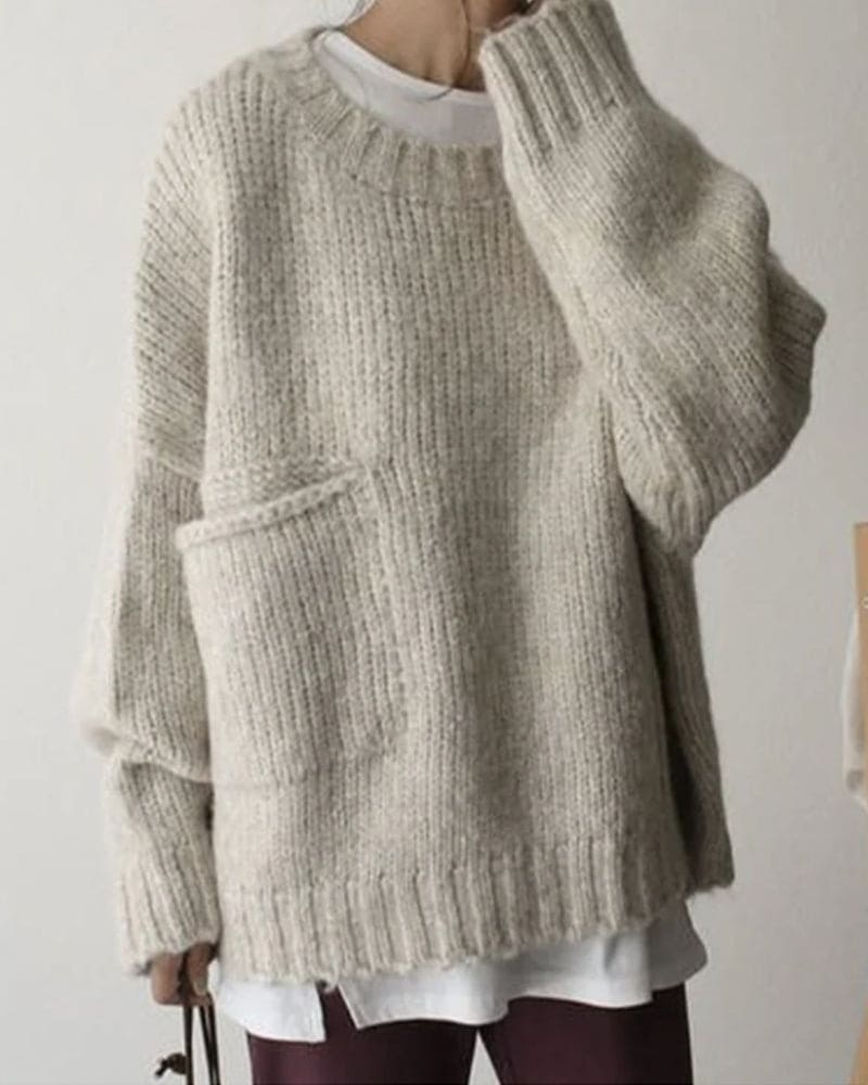 Gwen | Een simpele trui in een effen kleur