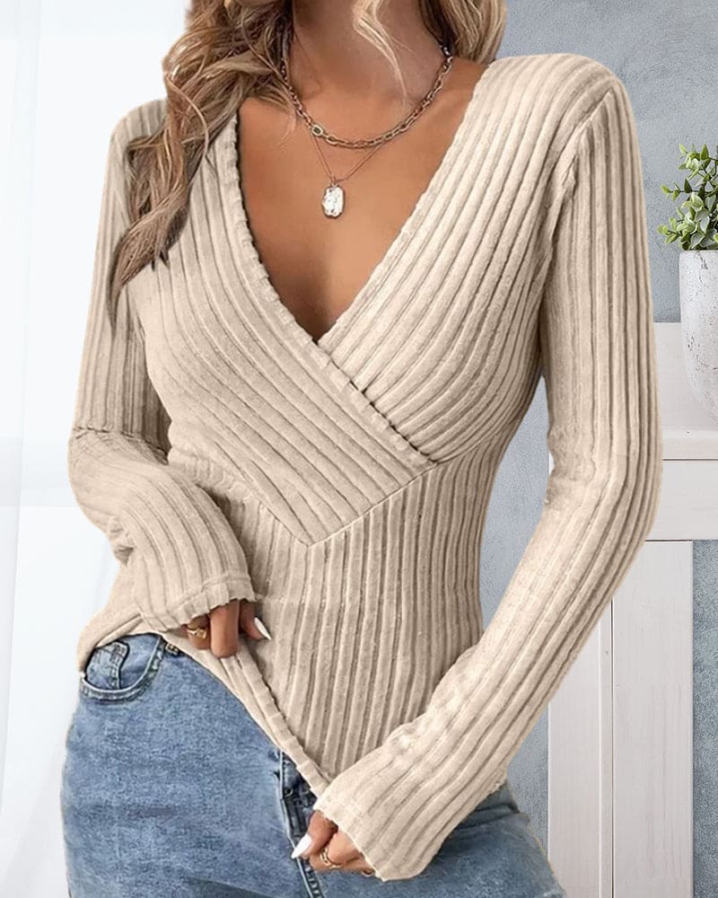 Hanna | Geribbelde trui in een effen kleur met een V-hals
