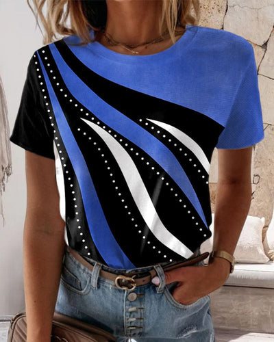 Saar | Een gestreept T-shirt met korte mouwen en een ronde hals